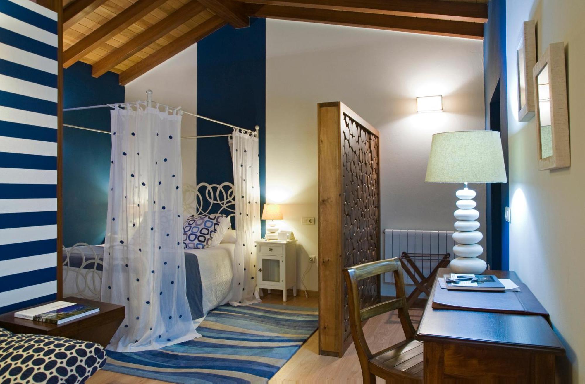 Hotel Pleamar Puerto de Vega Exterior photo